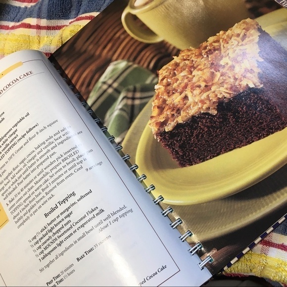 BAKING COLLECTION 3 Cookbooks in One - Picture 10 of 10